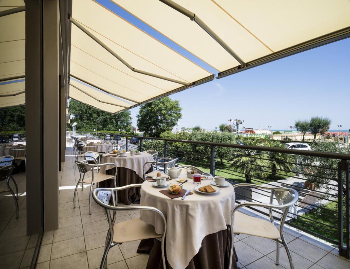 National Hotel Rimini Exterior foto